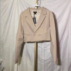 PrettyLittleThing Beige Cropped Blazer